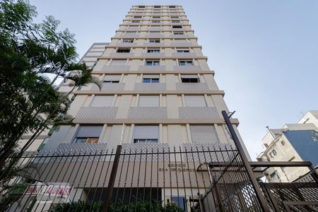 Apartamento para alugar com 133m², 3 quartos e 1 vaga Apartamento para alugar com 133m², 3 quartos e 1 vagaFachada