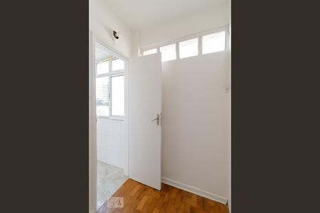 Apartamento para alugar com 133m², 3 quartos e 1 vaga Apartamento para alugar com 133m², 3 quartos e 1 vagaQuarto de Serviço