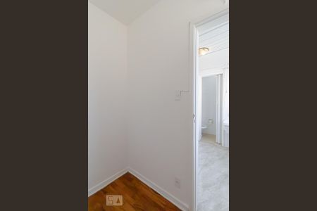 Apartamento para alugar com 133m², 3 quartos e 1 vaga Apartamento para alugar com 133m², 3 quartos e 1 vagaQuarto de Serviço