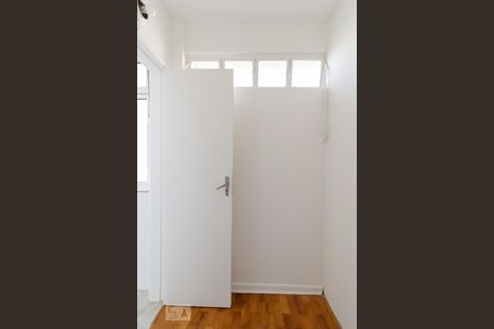 Apartamento para alugar com 133m², 3 quartos e 1 vaga Apartamento para alugar com 133m², 3 quartos e 1 vagaQuarto de Serviço