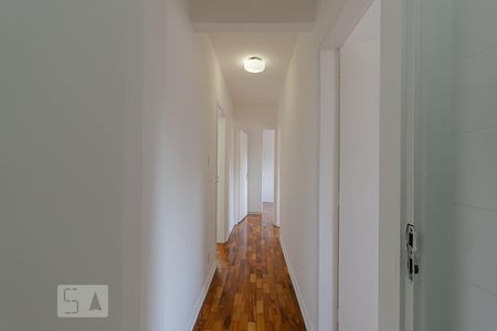Apartamento para alugar com 133m², 3 quartos e 1 vaga Apartamento para alugar com 133m², 3 quartos e 1 vagaCorredor