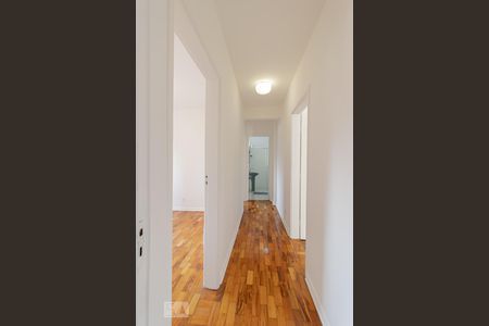Apartamento para alugar com 133m², 3 quartos e 1 vaga Apartamento para alugar com 133m², 3 quartos e 1 vagaCorredor
