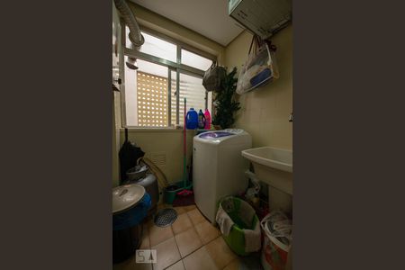 Apartamento à venda com 116m², 2 quartos e 1 vagaÁrea de Serviço