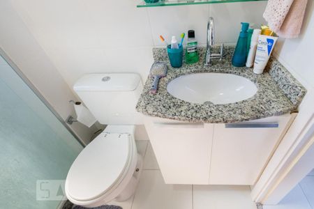 Apartamento à venda com 78m², 3 quartos e 1 vaga Apartamento à venda com 78m², 3 quartos e 1 vagaBanheiro da Suíte