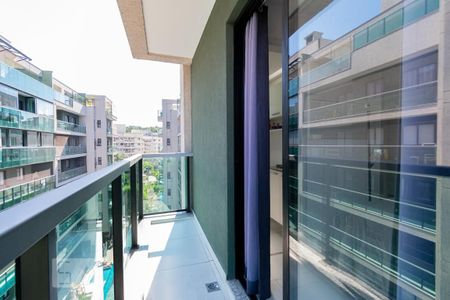 Apartamento à venda com 78m², 3 quartos e 1 vaga Apartamento à venda com 78m², 3 quartos e 1 vagaVaranda da Suíte