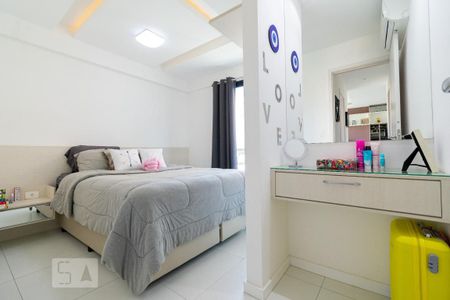 Apartamento à venda com 78m², 3 quartos e 1 vaga Apartamento à venda com 78m², 3 quartos e 1 vagaSuíte