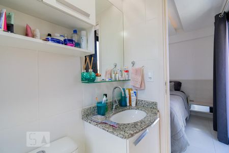 Apartamento à venda com 78m², 3 quartos e 1 vaga Apartamento à venda com 78m², 3 quartos e 1 vagaBanheiro da Suíte