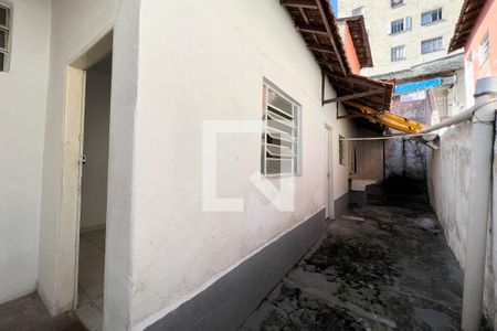 Casa para alugar com 70m², 1 quarto e sem vagaQuintal