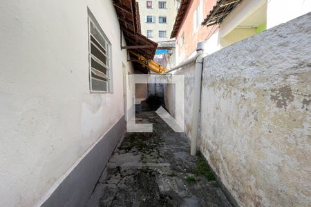 Casa para alugar com 70m², 1 quarto e sem vagaQuintal