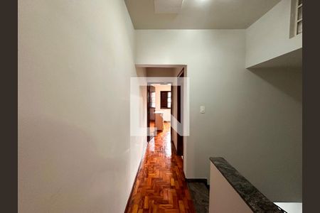 Corredor Quartos de casa à venda com 2 quartos, 75m² em Jardim Aeroporto, São Paulo