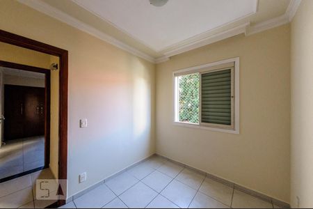 Apartamento à venda com 100m², 3 quartos e 1 vagaQuarto 2