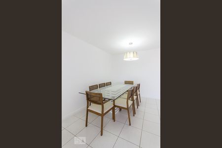 Sala de apartamento para alugar com 3 quartos, 114m² em Jacarepaguá, Rio de Janeiro