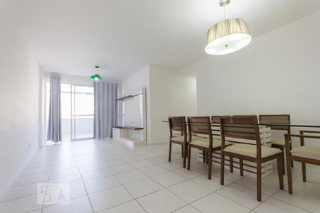 Sala de apartamento para alugar com 3 quartos, 114m² em Jacarepaguá, Rio de Janeiro