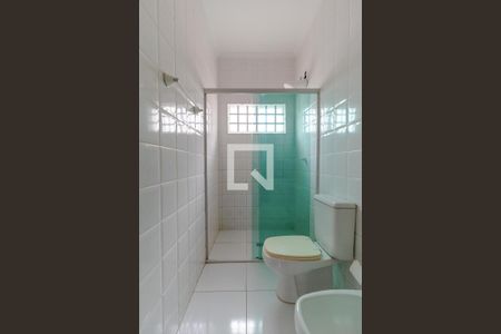 Casa para alugar com 166m², 3 quartos e 4 vagas Casa para alugar com 166m², 3 quartos e 4 vagasBanheiro 01