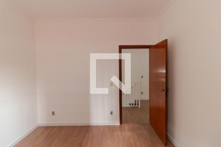 Casa para alugar com 166m², 3 quartos e 4 vagas Casa para alugar com 166m², 3 quartos e 4 vagasQuarto 01
