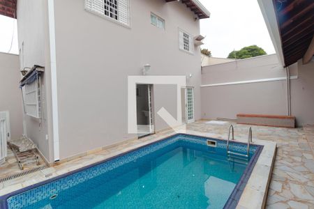 Casa para alugar com 166m², 3 quartos e 4 vagas Casa para alugar com 166m², 3 quartos e 4 vagasPiscina