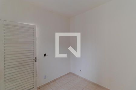 Casa para alugar com 166m², 3 quartos e 4 vagas Casa para alugar com 166m², 3 quartos e 4 vagasQuarto 03 (Edícula)