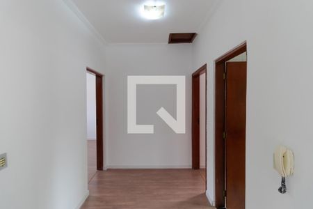 Casa para alugar com 166m², 3 quartos e 4 vagas Casa para alugar com 166m², 3 quartos e 4 vagasHall Íntimo