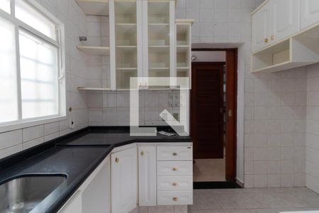 Casa para alugar com 166m², 3 quartos e 4 vagas Casa para alugar com 166m², 3 quartos e 4 vagasCozinha