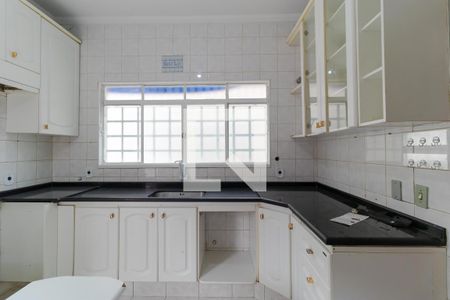 Casa para alugar com 166m², 3 quartos e 4 vagas Casa para alugar com 166m², 3 quartos e 4 vagasCozinha