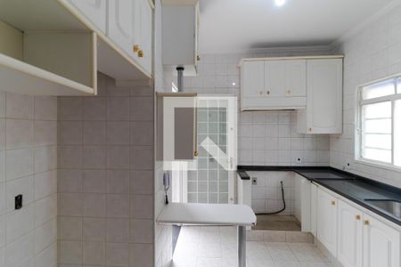 Casa para alugar com 166m², 3 quartos e 4 vagas Casa para alugar com 166m², 3 quartos e 4 vagasCozinha