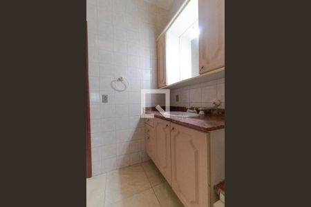 Casa para alugar com 166m², 3 quartos e 4 vagas Casa para alugar com 166m², 3 quartos e 4 vagasBanheiro da Suíte