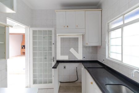 Casa para alugar com 166m², 3 quartos e 4 vagas Casa para alugar com 166m², 3 quartos e 4 vagasCozinha