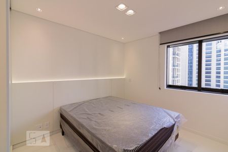 Quarto de kitnet/studio para alugar com 1 quarto, 37m² em Moema, São Paulo