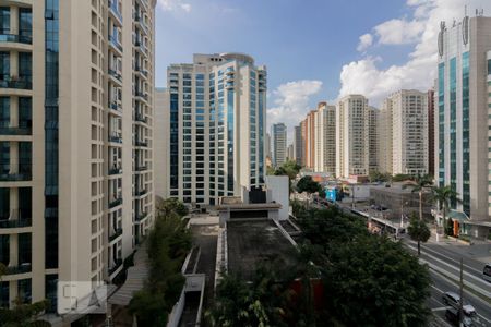 Vista Sala de kitnet/studio para alugar com 1 quarto, 37m² em Moema, São Paulo