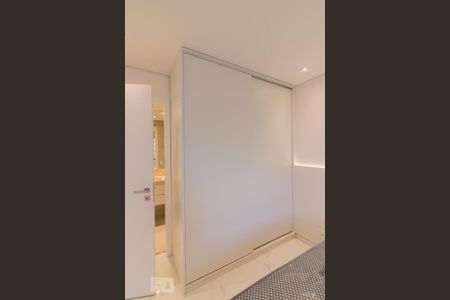 Studio para alugar com 37m², 1 quarto e 1 vaga Studio para alugar com 37m², 1 quarto e 1 vagaBanheiro