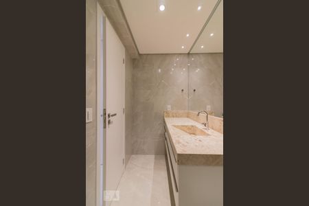 Studio para alugar com 37m², 1 quarto e 1 vaga Studio para alugar com 37m², 1 quarto e 1 vagaBanheiro