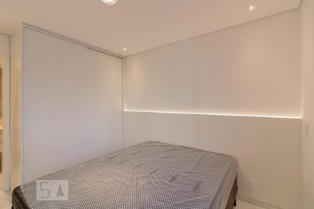 Quarto de kitnet/studio para alugar com 1 quarto, 37m² em Moema, São Paulo