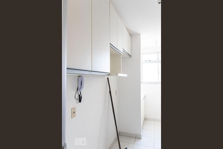 Apartamento para alugar com 85m², 3 quartos e 2 vagas Apartamento para alugar com 85m², 3 quartos e 2 vagasCozinha e Área de Serviço