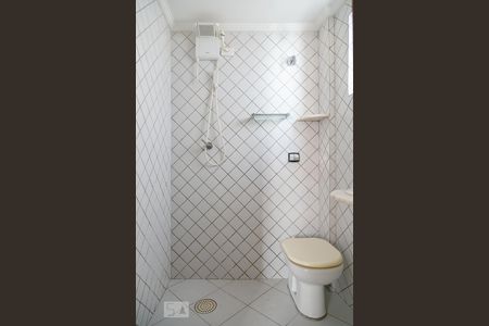 Banheiro de kitnet/studio para alugar com 1 quarto, 30m² em Bela Vista, São Paulo