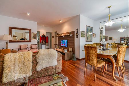 Apartamento à venda com 95m², 2 quartos e 2 vagas Apartamento à venda com 95m², 2 quartos e 2 vagasSala
