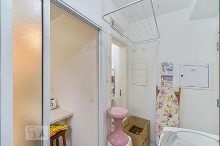 Apartamento à venda com 95m², 2 quartos e 2 vagas Apartamento à venda com 95m², 2 quartos e 2 vagasÁrea de Serviço