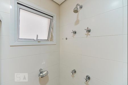 Apartamento à venda com 95m², 2 quartos e 2 vagas Apartamento à venda com 95m², 2 quartos e 2 vagasBanheiro da Suite 2
