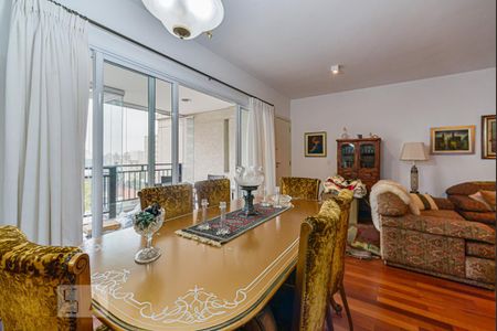 Apartamento à venda com 95m², 2 quartos e 2 vagas Apartamento à venda com 95m², 2 quartos e 2 vagasSala