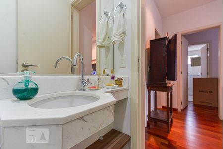 Apartamento à venda com 95m², 2 quartos e 2 vagas Apartamento à venda com 95m², 2 quartos e 2 vagasLavabo da Sala