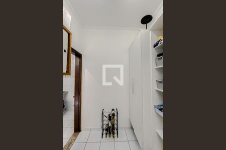 Casa à venda com 300m², 4 quartos e 4 vagas Casa à venda com 300m², 4 quartos e 4 vagasÁrea de serviço