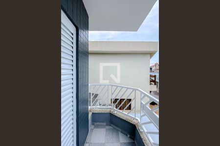 Casa à venda com 300m², 4 quartos e 4 vagas Casa à venda com 300m², 4 quartos e 4 vagasvaranda