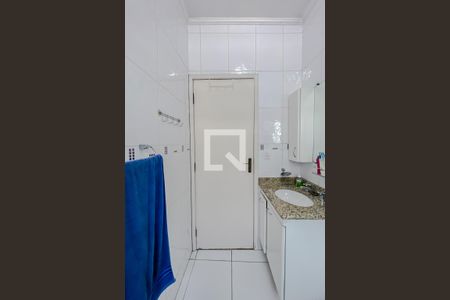 Casa à venda com 300m², 4 quartos e 4 vagas Casa à venda com 300m², 4 quartos e 4 vagasBanheiro