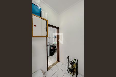 Casa à venda com 300m², 4 quartos e 4 vagas Casa à venda com 300m², 4 quartos e 4 vagasÁrea de serviço