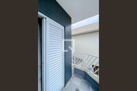 Casa à venda com 300m², 4 quartos e 4 vagas Casa à venda com 300m², 4 quartos e 4 vagasQuarto