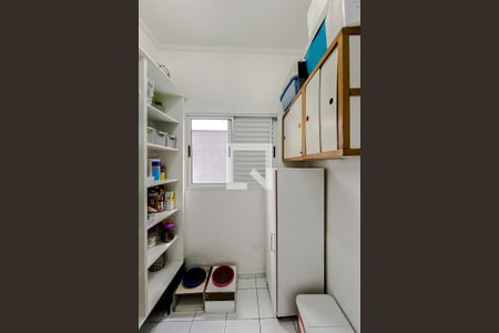 Casa à venda com 300m², 4 quartos e 4 vagas Casa à venda com 300m², 4 quartos e 4 vagasÁrea de serviço
