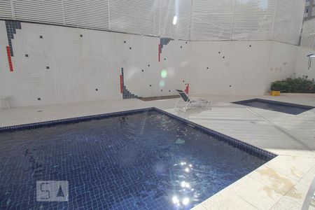 Apartamento à venda com 95m², 2 quartos e 1 vagaÁrea comum - Piscina