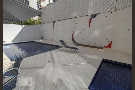 Apartamento à venda com 95m², 2 quartos e 1 vagaÁrea comum - Piscina
