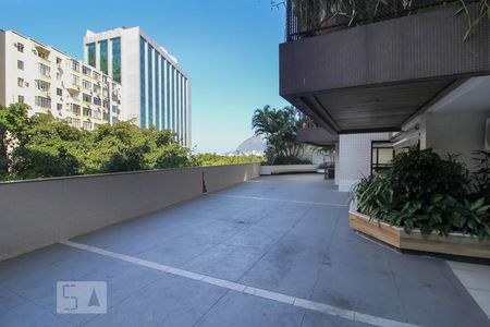 Apartamento à venda com 95m², 2 quartos e 1 vagaÁrea comum