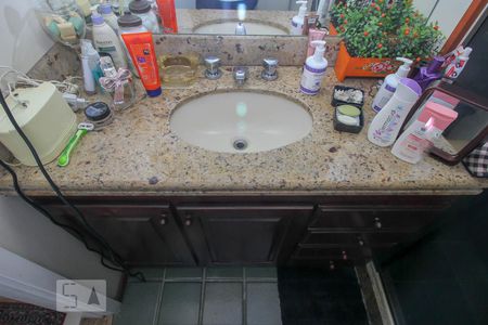 Apartamento à venda com 95m², 2 quartos e 1 vagaBanheiro 2