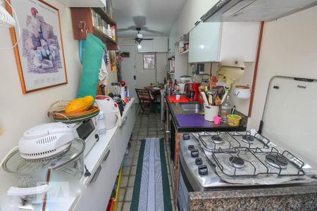 Apartamento à venda com 95m², 2 quartos e 1 vagaCozinha - Armários